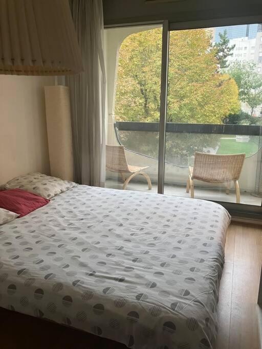 Apartment Cozy Flat In La Defense