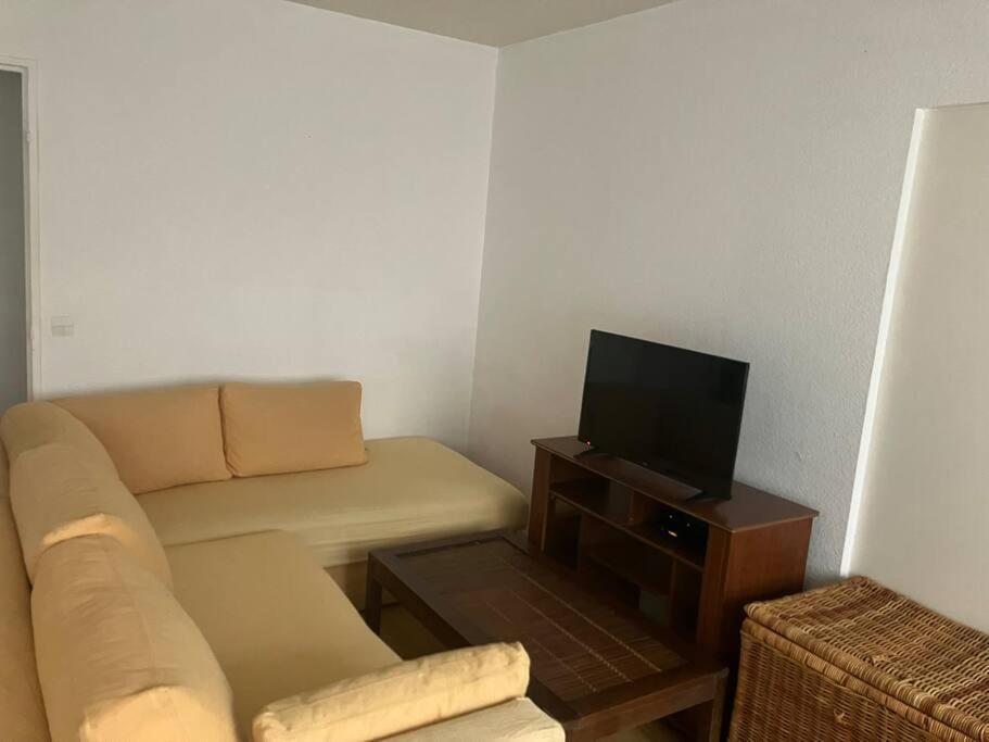 Apartment Cozy Flat In La Defense